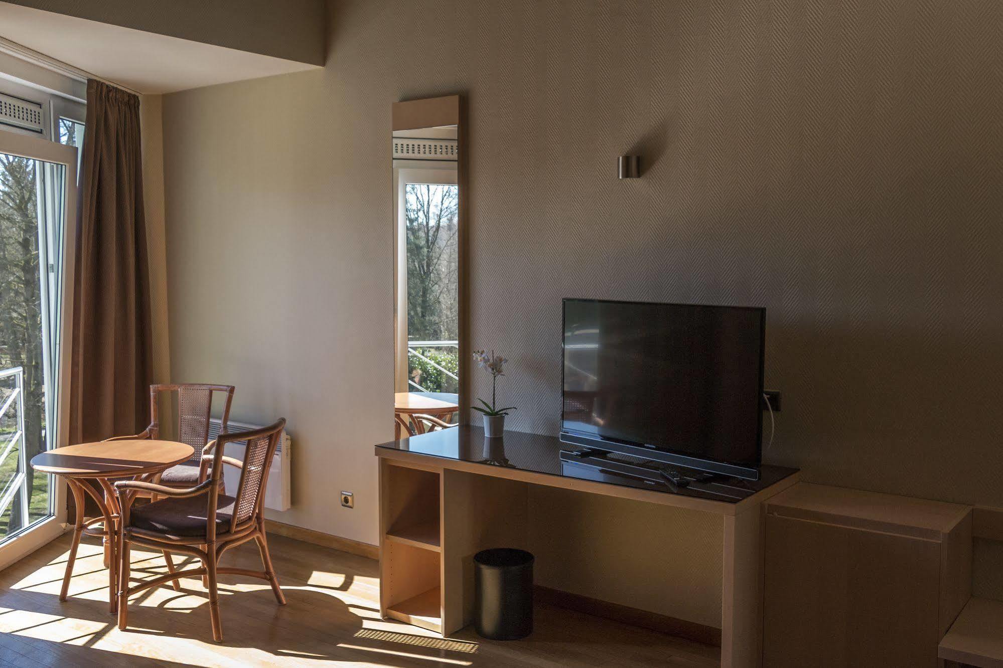 Park Hotel Kelmis Zewnętrze zdjęcie