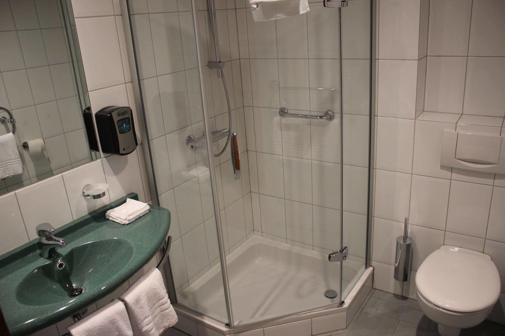 Park Hotel Kelmis Zewnętrze zdjęcie