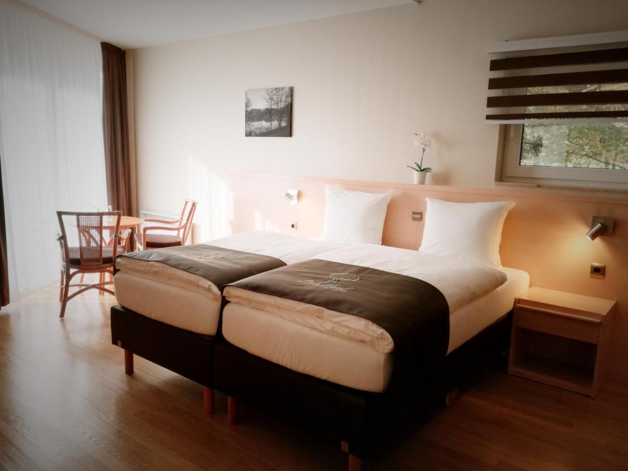 Park Hotel Kelmis Zewnętrze zdjęcie